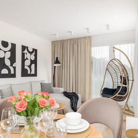 Beautiful With Balcony And Parking By Renters Апартаменты