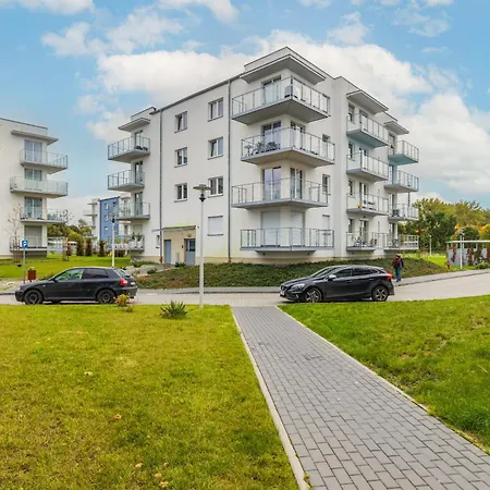 Beautiful With Balcony And Parking By Renters Апартаменты