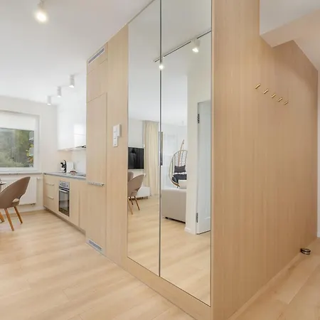 Beautiful With Balcony And Parking By Renters Апартаменты