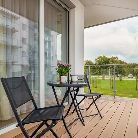 Beautiful With Balcony And Parking By Renters Kolberg
